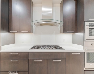 352 Caruso Avenue - Photo Thumbnail 14