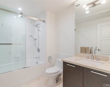 352 Caruso Avenue - Photo Thumbnail 25