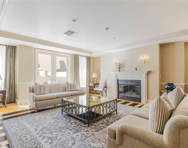 352 Caruso Avenue - Photo Thumbnail 5