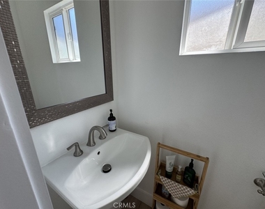 68695 F - Photo Thumbnail 20