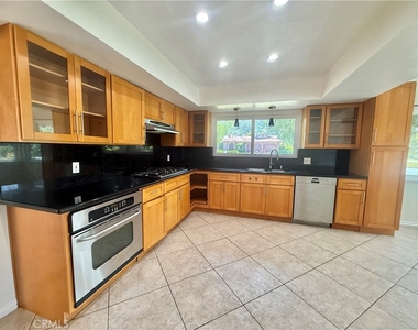 61 E Orange Grove - Photo Thumbnail 23