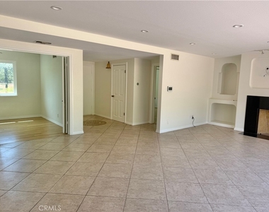 61 E Orange Grove - Photo Thumbnail 17