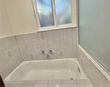 61 E Orange Grove - Photo Thumbnail 36