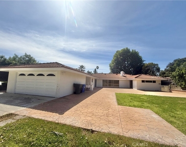 61 E Orange Grove - Photo Thumbnail 60