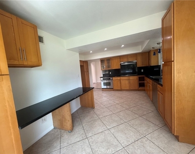 61 E Orange Grove - Photo Thumbnail 27