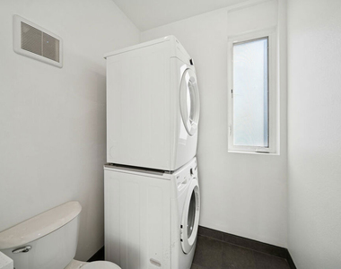 4523 St Elmo Drive - Photo Thumbnail 14