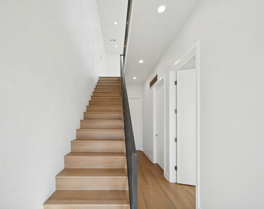 4523 St Elmo Drive - Photo Thumbnail 8