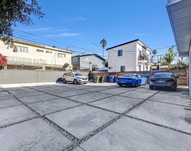 4523 St Elmo Drive - Photo Thumbnail 27