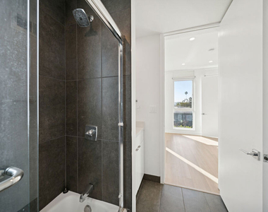 4523 St Elmo Drive - Photo Thumbnail 25