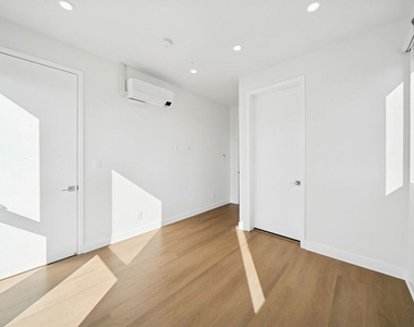 4523 St Elmo Drive - Photo Thumbnail 22