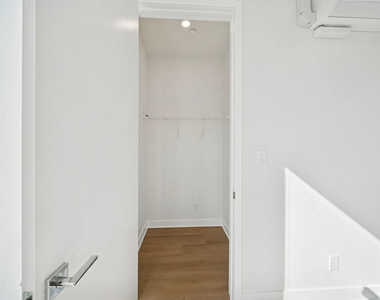 4523 St Elmo Drive - Photo Thumbnail 23