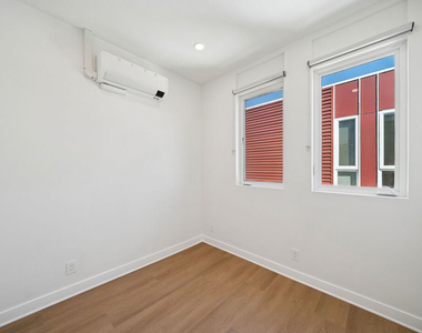 4523 St Elmo Drive - Photo Thumbnail 15