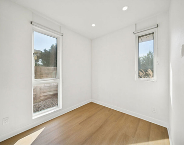 4523 St Elmo Drive - Photo Thumbnail 1