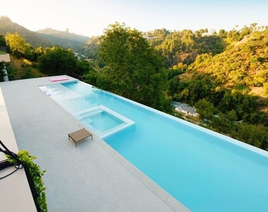 11531 Orum Road - Photo Thumbnail 24