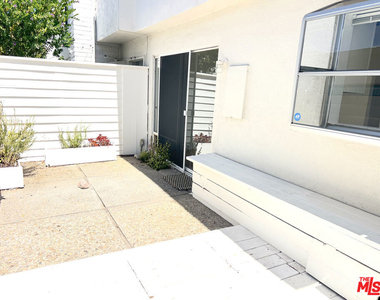 6232 Tapia Drive - Photo Thumbnail 8