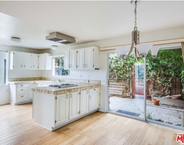 6232 Tapia Drive - Photo Thumbnail 6