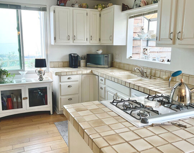 6232 Tapia Drive - Photo Thumbnail 8