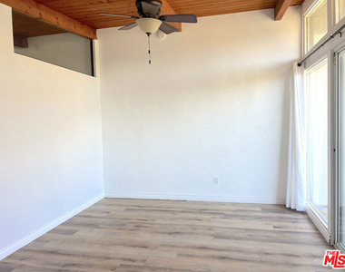 6232 Tapia Drive - Photo Thumbnail 14