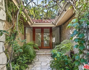 1681 Stone Canyon Road - Photo Thumbnail 47