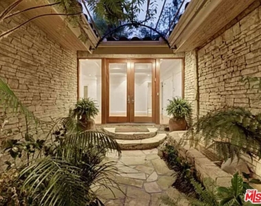 1681 Stone Canyon Road - Photo Thumbnail 33