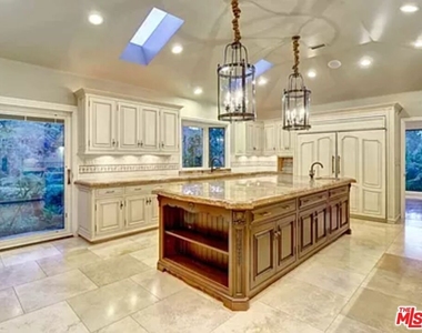 1681 Stone Canyon Road - Photo Thumbnail 56