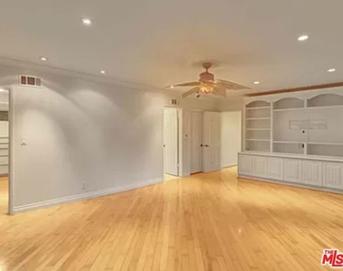 1681 Stone Canyon Road - Photo Thumbnail 27