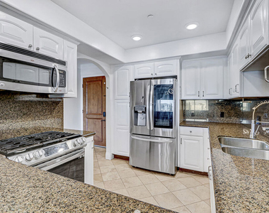 1520 S Shenandoah Street - Photo Thumbnail 2