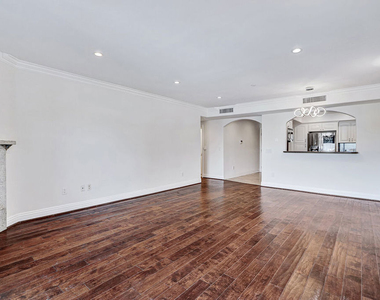 1520 S Shenandoah Street - Photo Thumbnail 15