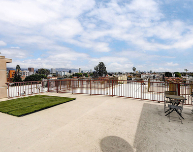 1520 S Shenandoah Street - Photo Thumbnail 34