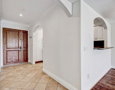 1520 S Shenandoah Street - Photo Thumbnail 8