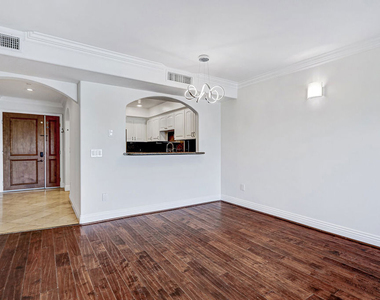 1520 S Shenandoah Street - Photo Thumbnail 9