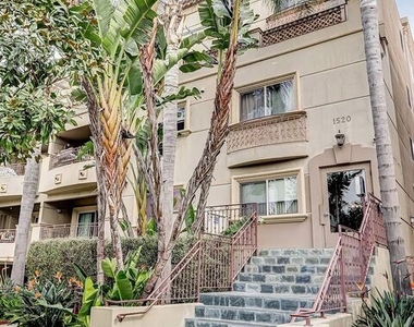 1520 S Shenandoah Street - Photo Thumbnail 1