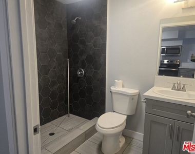 4929 Lynnfield Street - Photo Thumbnail 2