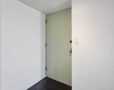 800 W 1st Street - Photo Thumbnail 23