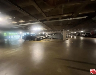 800 W 1st Street - Photo Thumbnail 8