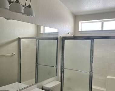 38153 Noble Canyon Drive - Photo Thumbnail 13