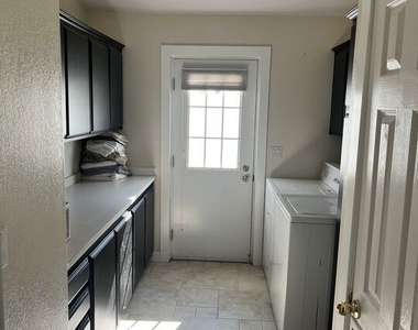 38153 Noble Canyon Drive - Photo Thumbnail 9
