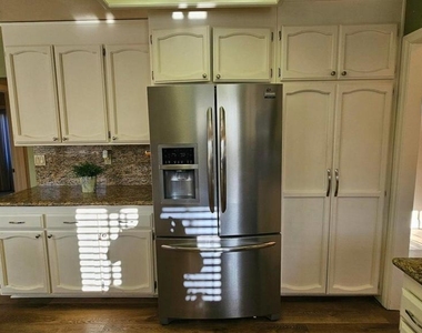 14640 Marymount Street - Photo Thumbnail 13