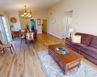 14640 Marymount Street - Photo Thumbnail 3