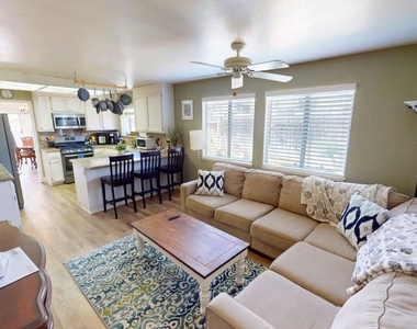 14640 Marymount Street - Photo Thumbnail 16