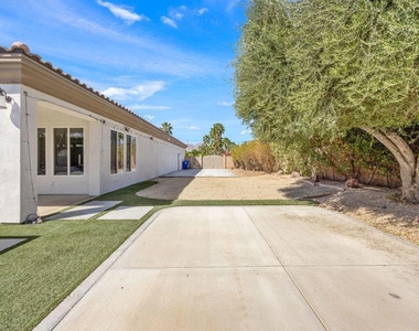49392 Hohokam River Street - Photo Thumbnail 16