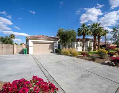 49392 Hohokam River Street - Photo Thumbnail 2