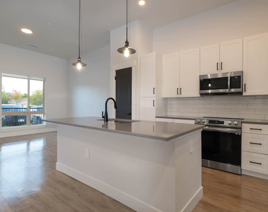 6273 W Jewell Ave - Photo Thumbnail 11