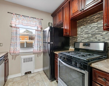 8737 Marengo Street - Photo Thumbnail 7
