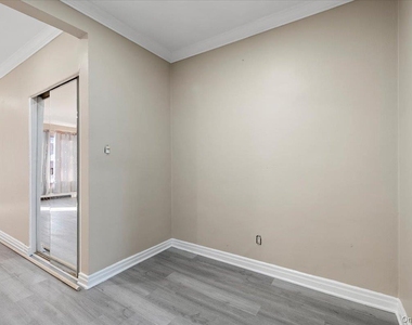 8737 Marengo Street - Photo Thumbnail 5