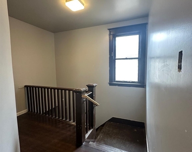 197 N Hamilton Street - Photo Thumbnail 7