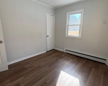 72 Judith Drive - Photo Thumbnail 7