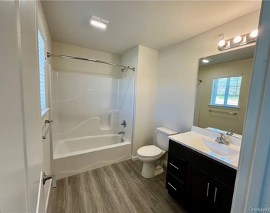 206 Golf Links Road - Photo Thumbnail 1
