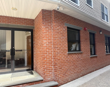 5 Brandreth Street - Photo Thumbnail 17