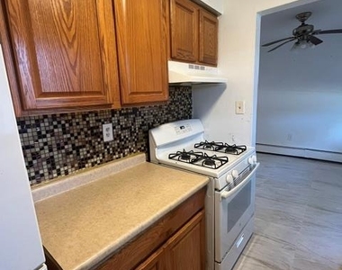 30 Tanager Road - Photo Thumbnail 11